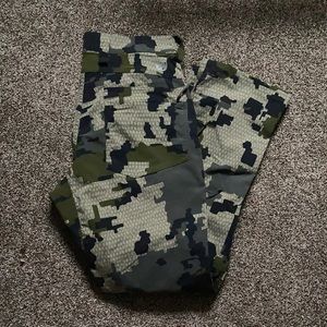 KUIU hunting pants